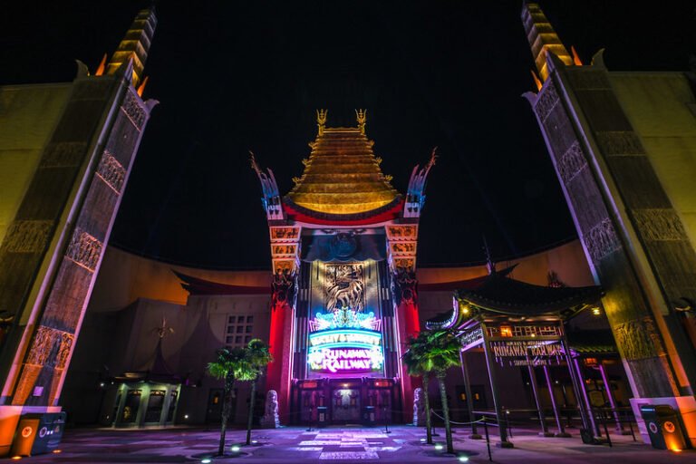 Mickey & Minnie’s Runaway Railway