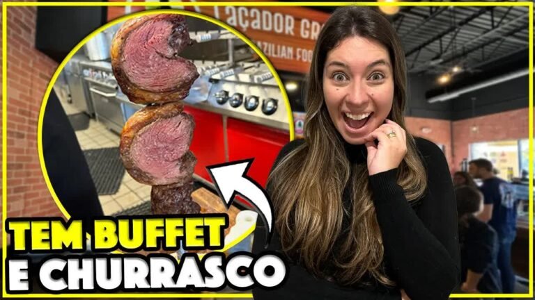 Gabi na entrada do Laçador Grill, restaurante brasileiro com buffet e churrasco no outlet de Orlando