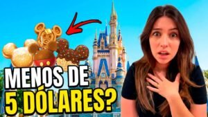 Gabi do Turistorlando surpresa com snacks do Mickey por menos de 5 dólares em frente ao castelo do Magic Kingdom