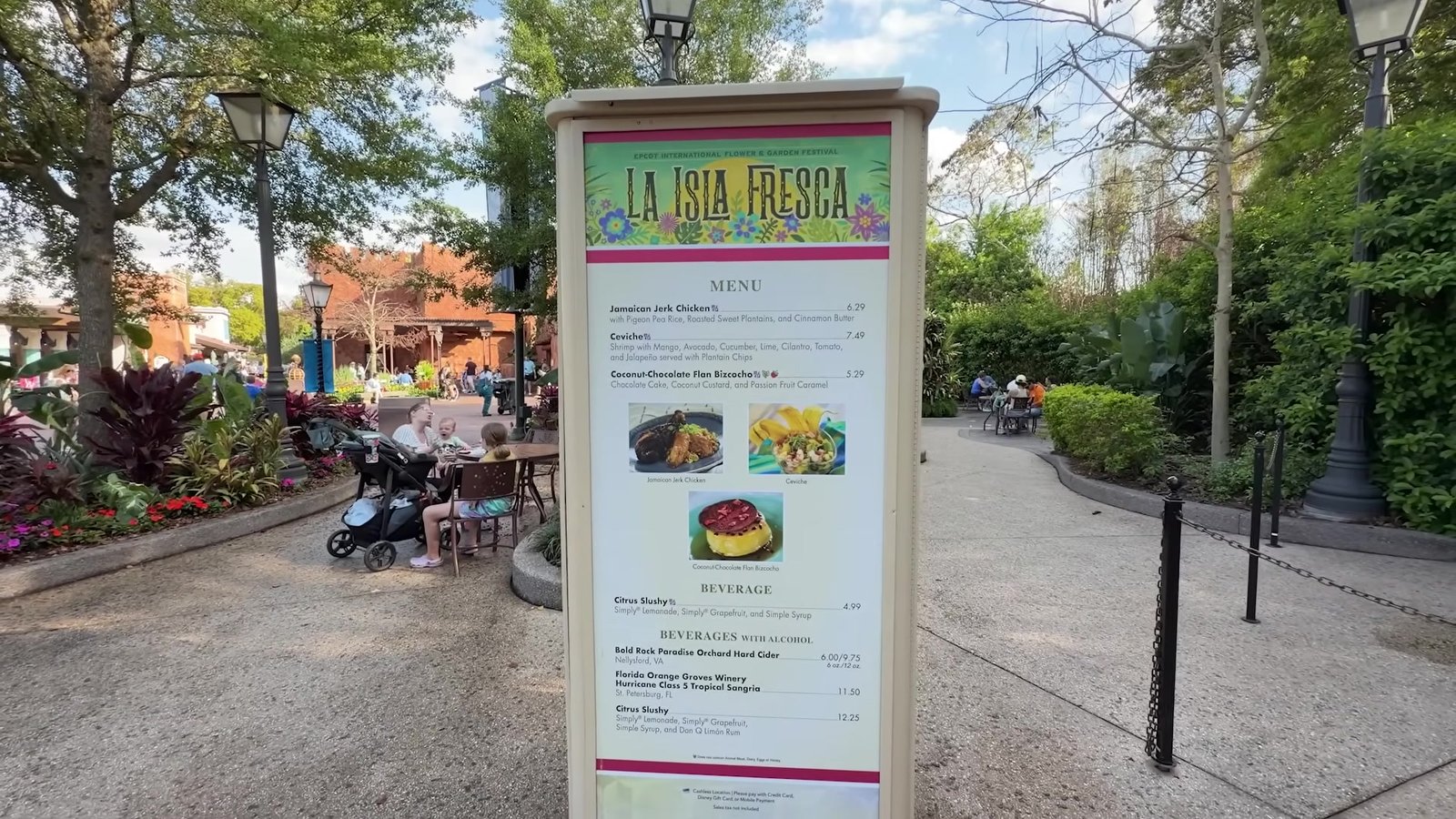 Cardápio do quiosque La Isla Fresca, de comida caribenha, no festival do Epcot