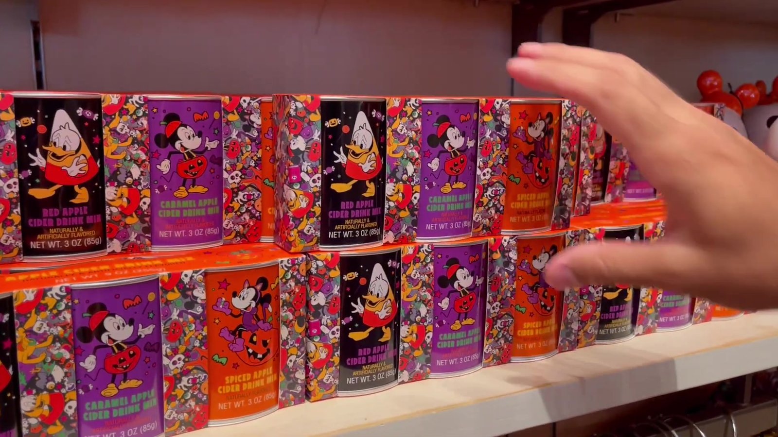 Caixinhas de bebida em pó de Halloween com Mickey e Minnie na World of Disney
