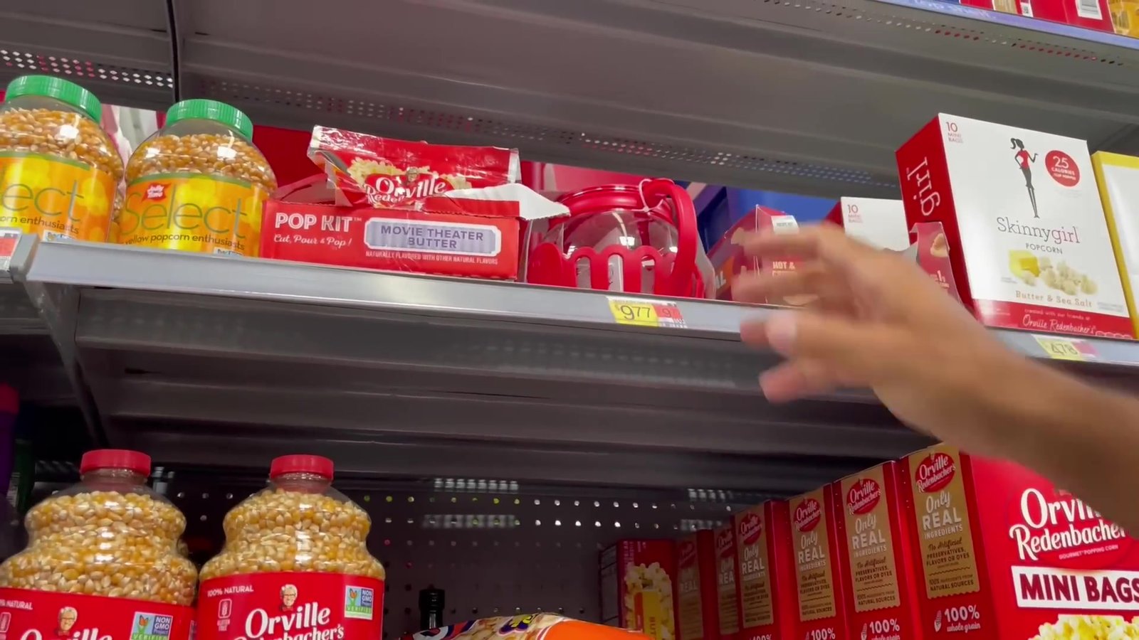 Prateleira de pipoca Orville Redenbacher e kits de pipoca no Walmart de Orlando