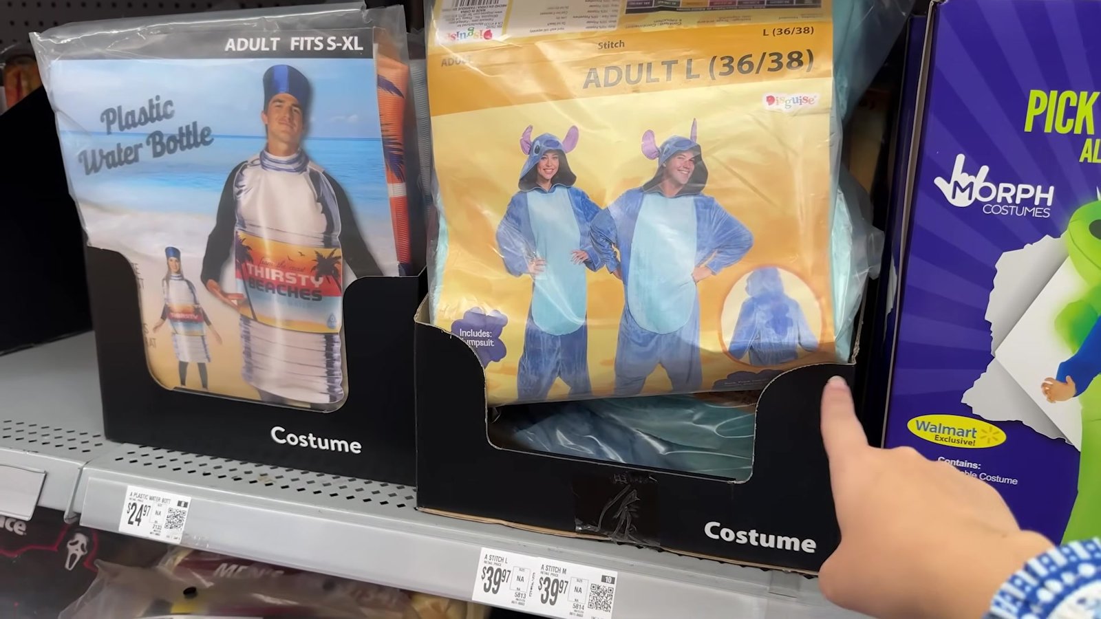 Fantasias adultas engraçadas no Walmart: garrafa de água e macacão da Stitch