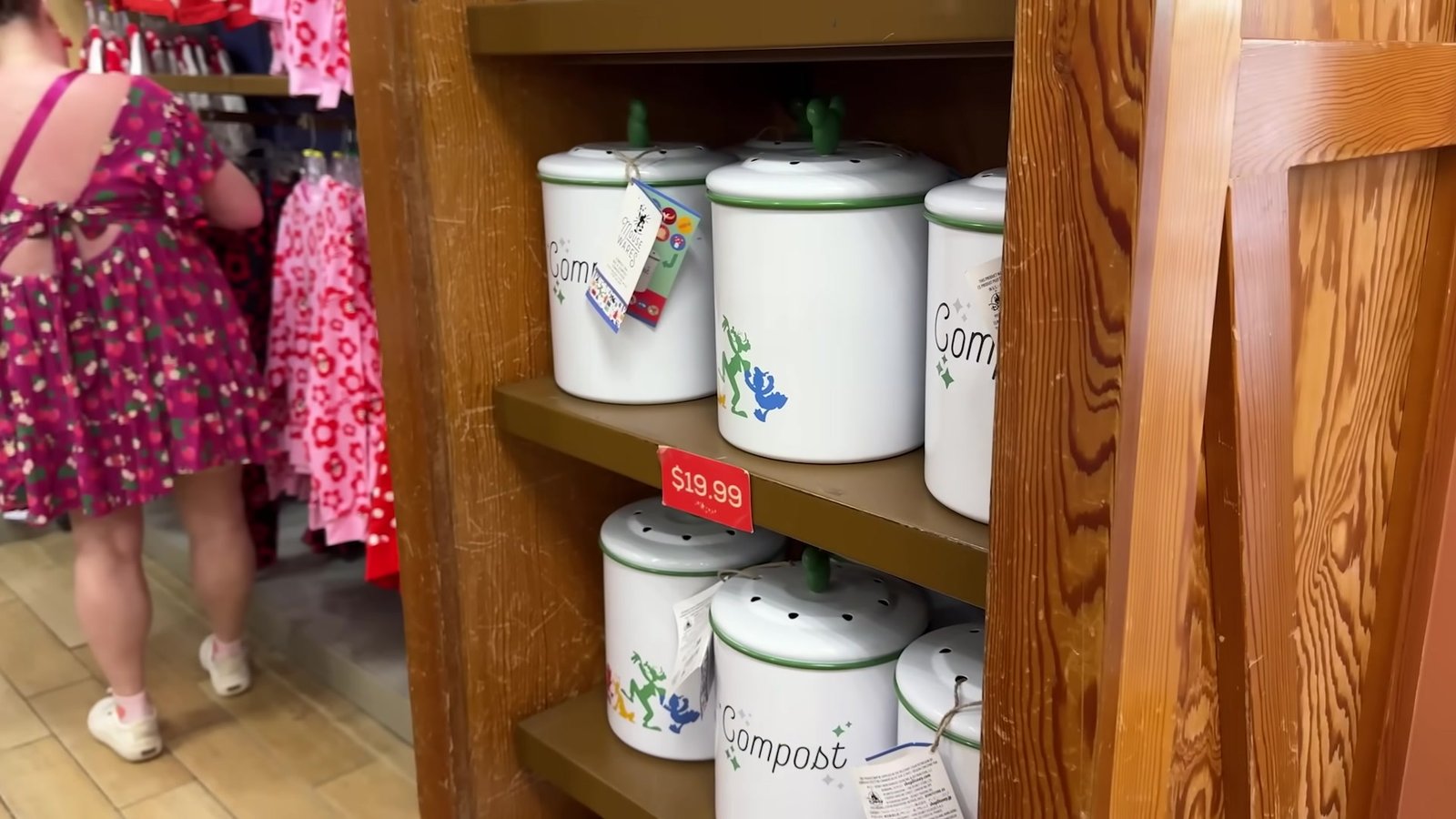 Potes de cozinha de cerâmica da Disney por US$ 19,99 no outlet